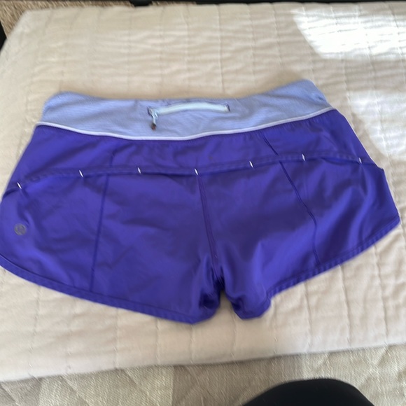 Lululemon 2.5 inch speed shorts - Picture 1 of 5